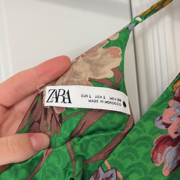 Zara mini dress - Picture 2 of 3